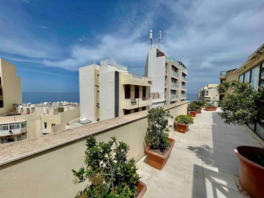 Sea View Penthouse In Tas-Sliema Διαμέρισμα Εξωτερικό φωτογραφία