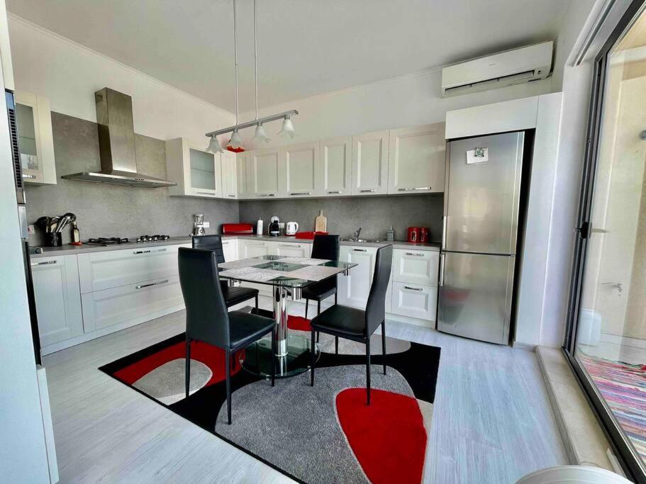 Sea View Penthouse In Tas-Sliema Διαμέρισμα Εξωτερικό φωτογραφία